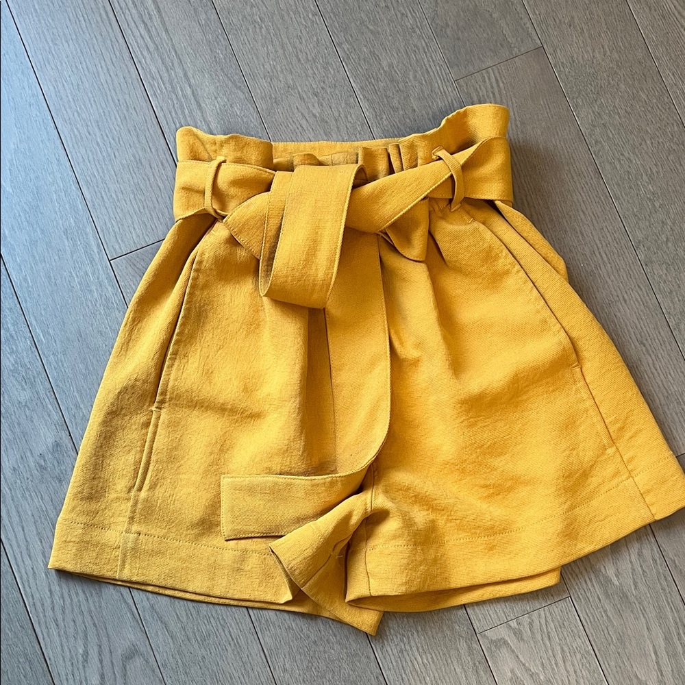 Wilfred Mustard High-Waist Paperbag Shorts with Self Tie